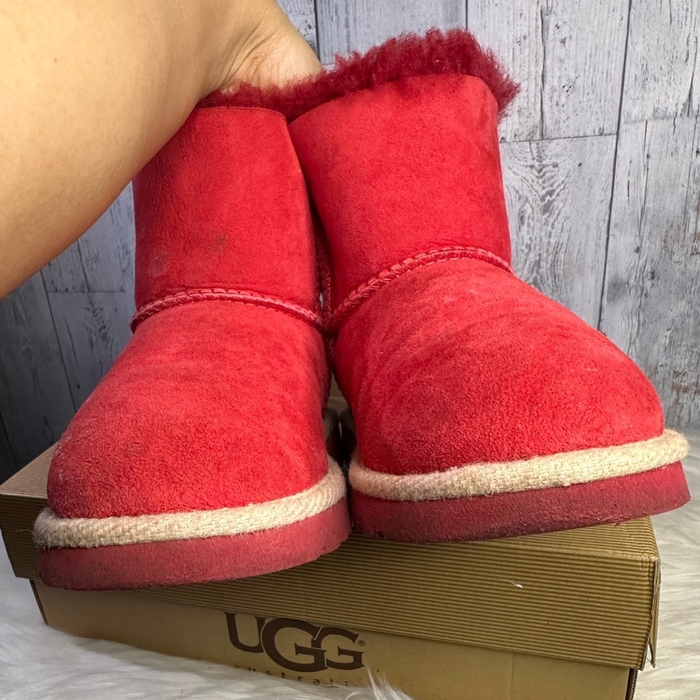 UGG kids selene bow winter boots in red - Picture 9 of 14